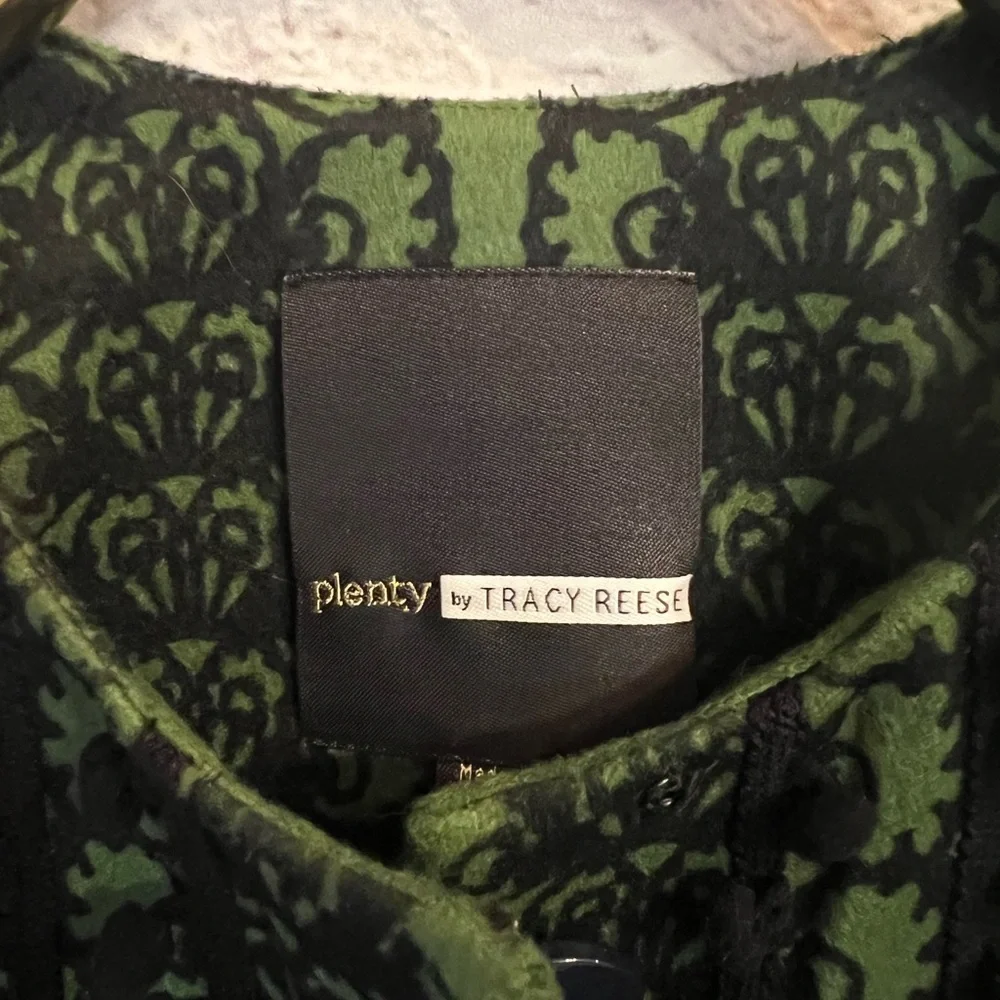 Plenty by Tracy Reese NWT size 4  button up Jacket. Green with navy  blue lining - Picture 4 of 14
